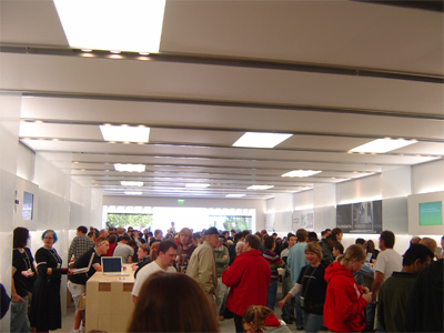 Inside view of the Omaha Apple Store